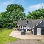 Amazing Home In Farvang With Sauna Holiday home *