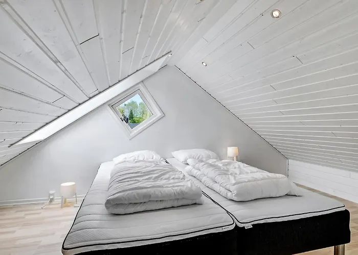 Awesome In With Sauna 度假居